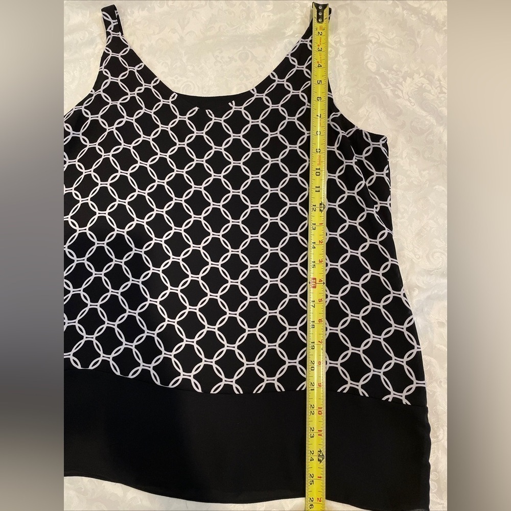 Chico's Black White Tank Top Scoop Neck Blouse Size 8/10 - Picture 9 of 16